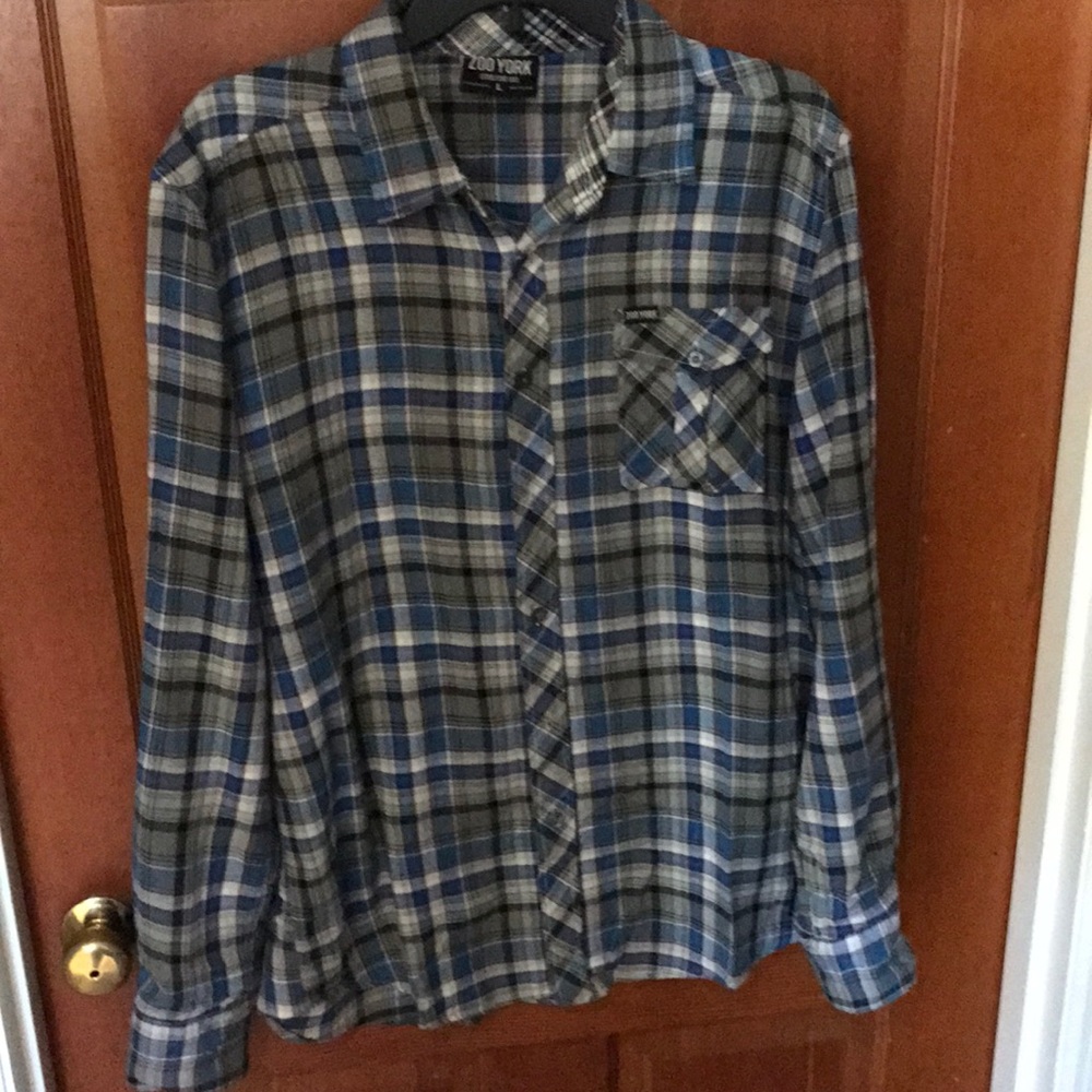 Men’s Plaid Button-down Shirt -Large